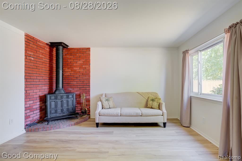 680 E Annabelle Avenue Property Photo 4