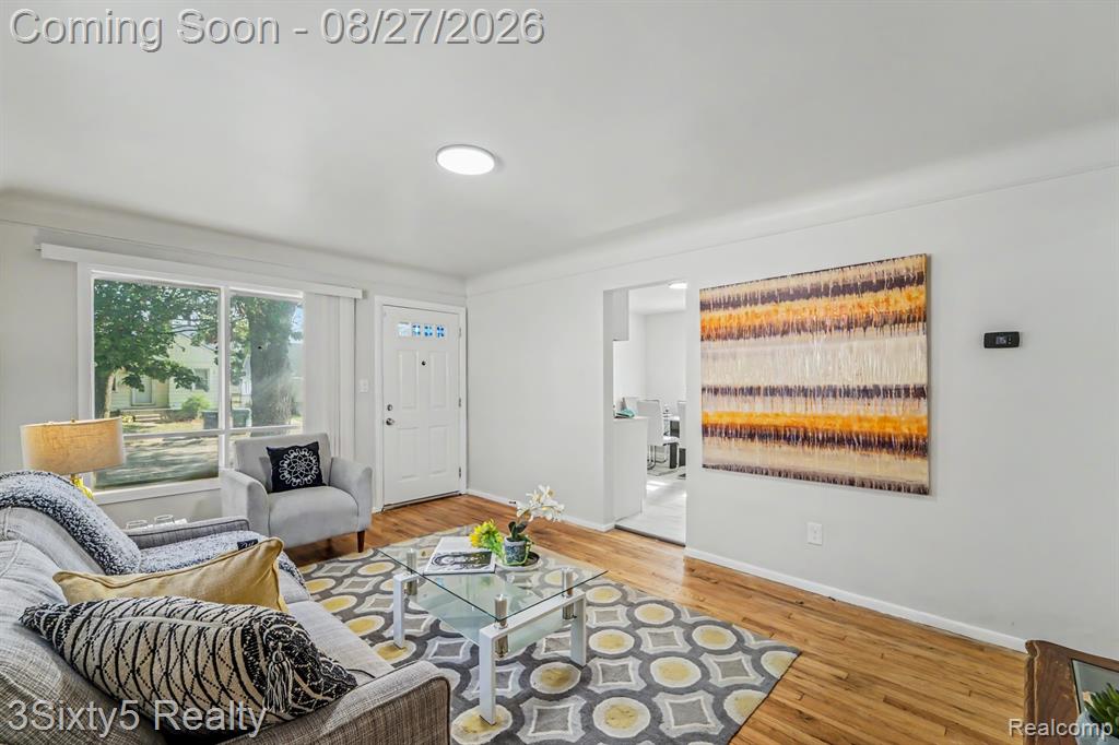 1835 Euclid Street Property Photo 4