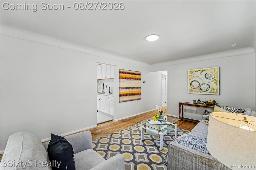 1835 Euclid Street Property Photo 5