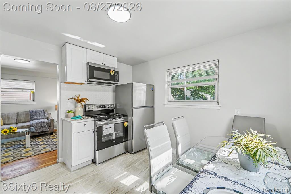 1835 Euclid Street Property Photo 10