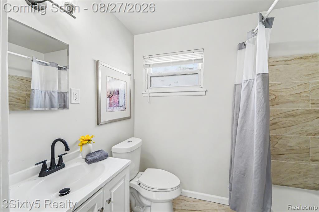 1835 Euclid Street Property Photo 13