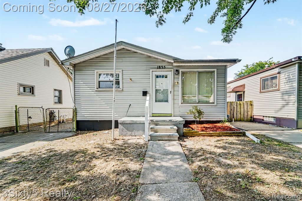 1835 Euclid Street Property Photo 25