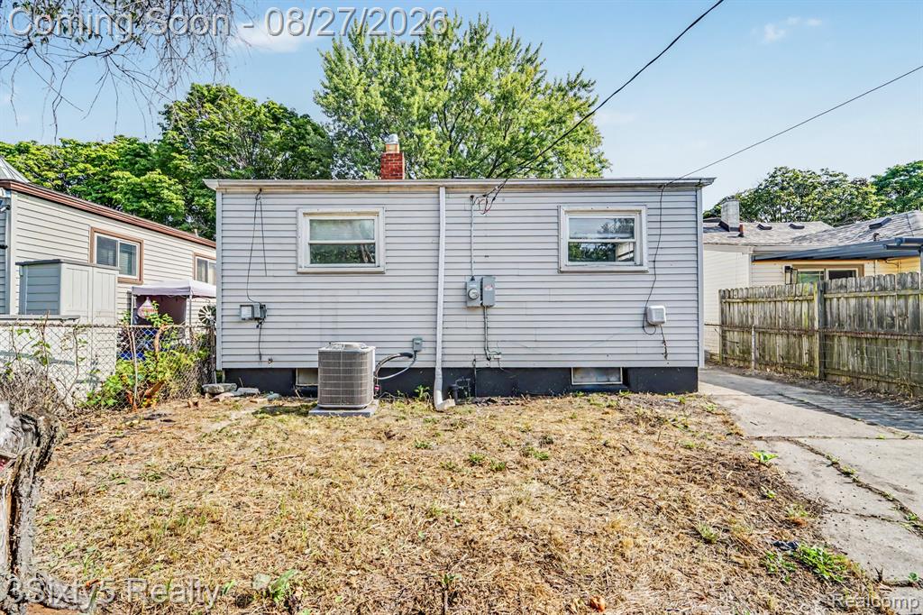 1835 Euclid Street Property Photo 29