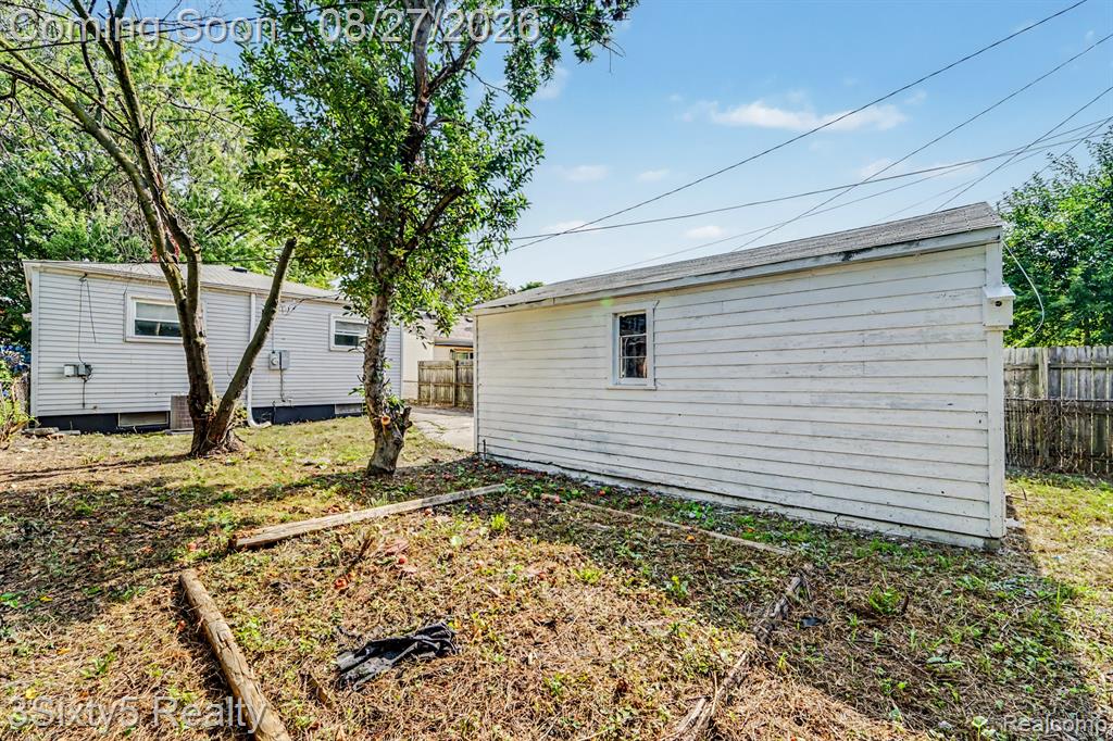 1835 Euclid Street Property Photo 30