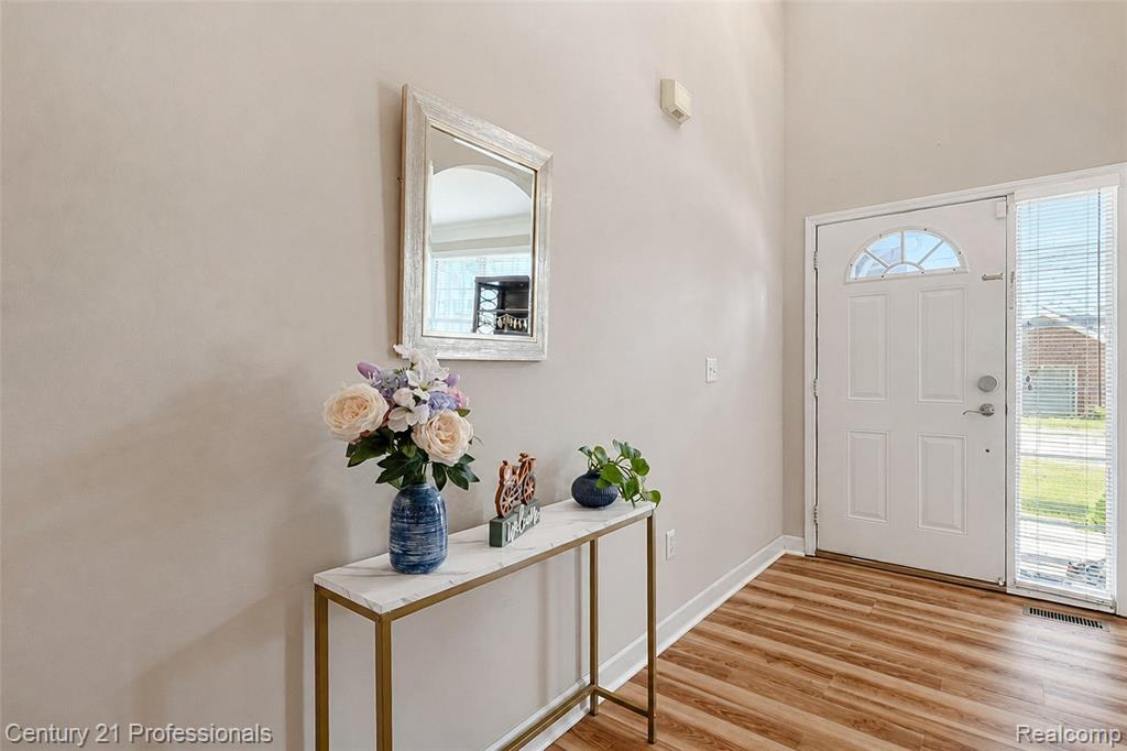 27089 Maxwell Court Property Photo 9