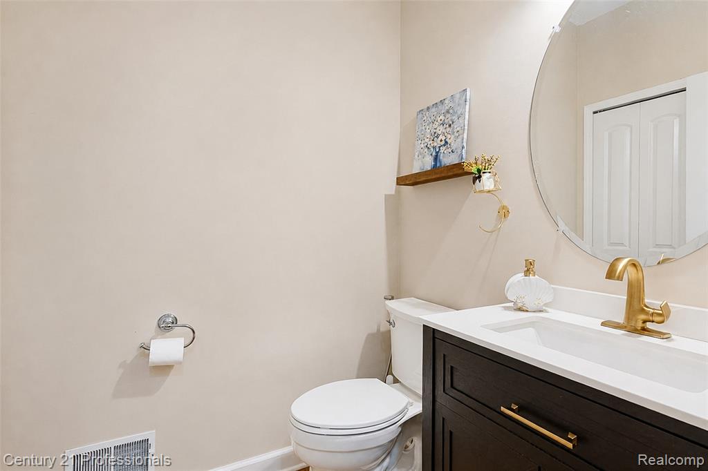 27089 Maxwell Court Property Photo 10