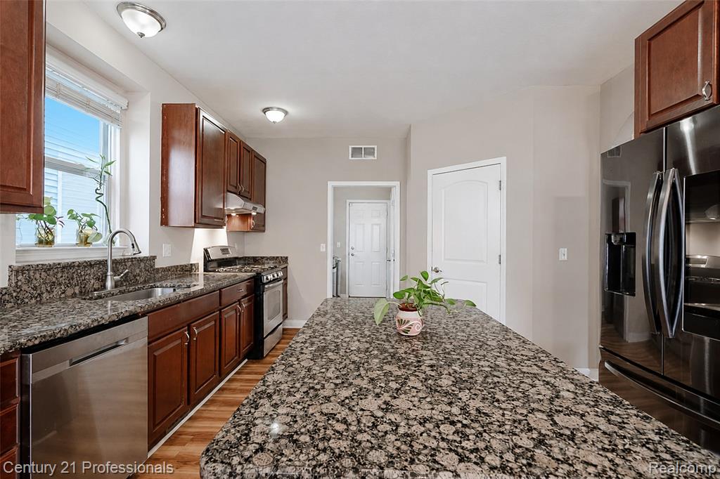 27089 Maxwell Court Property Photo 23