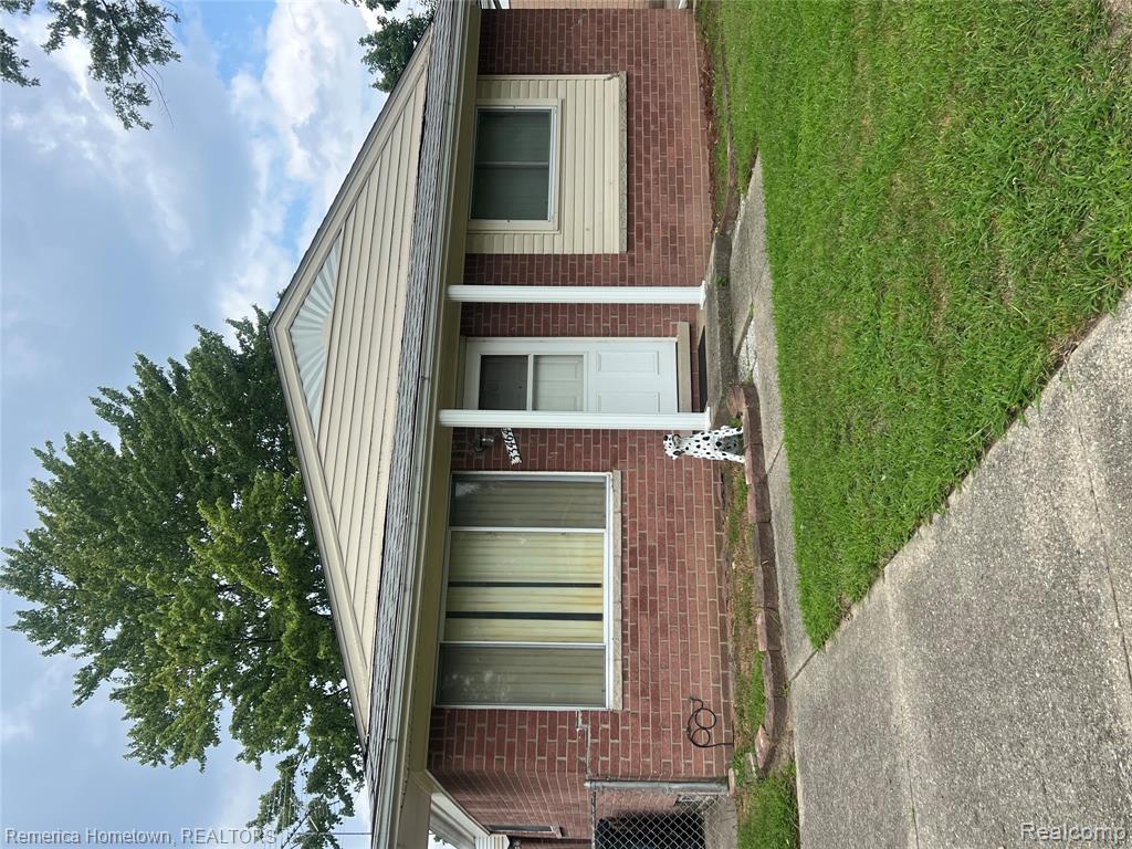 33464 Beechnut Street Property Photo 1