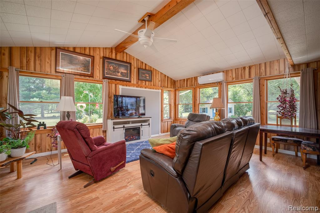 8175 S Beyer Road Property Photo 14