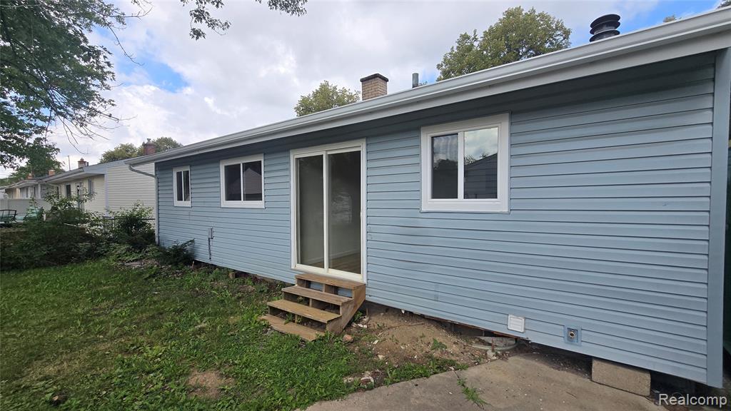 3734 Holly Avenue Property Photo 12