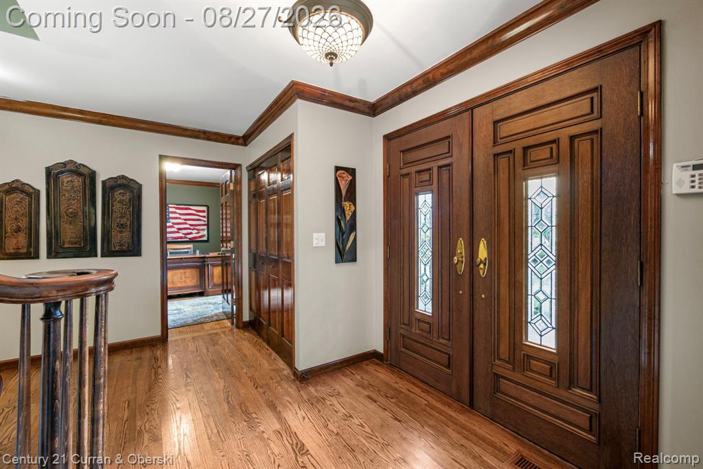 8890 Northampton Drive Property Photo 4
