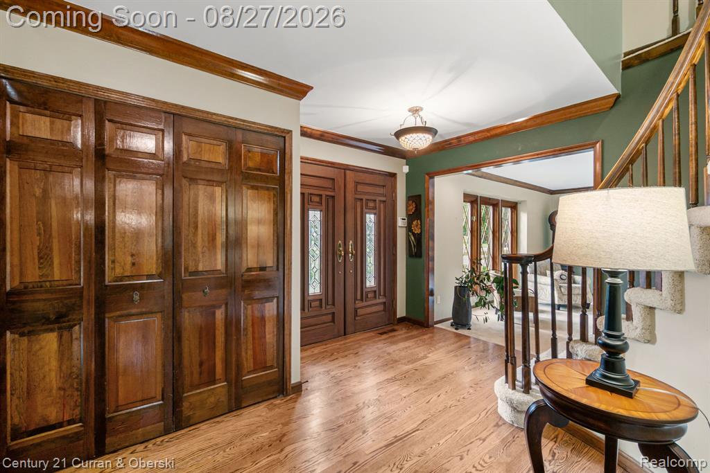 8890 Northampton Drive Property Photo 6