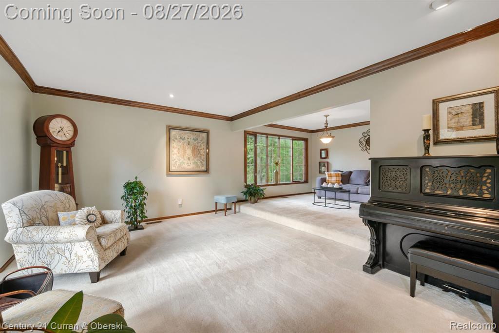 8890 Northampton Drive Property Photo 7