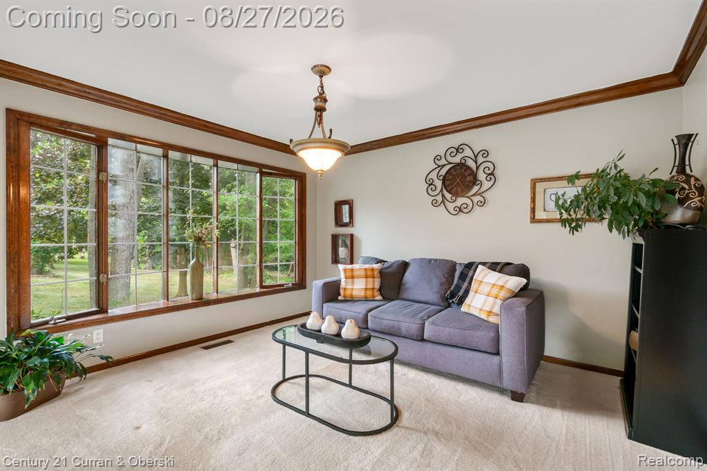 8890 Northampton Drive Property Photo 10