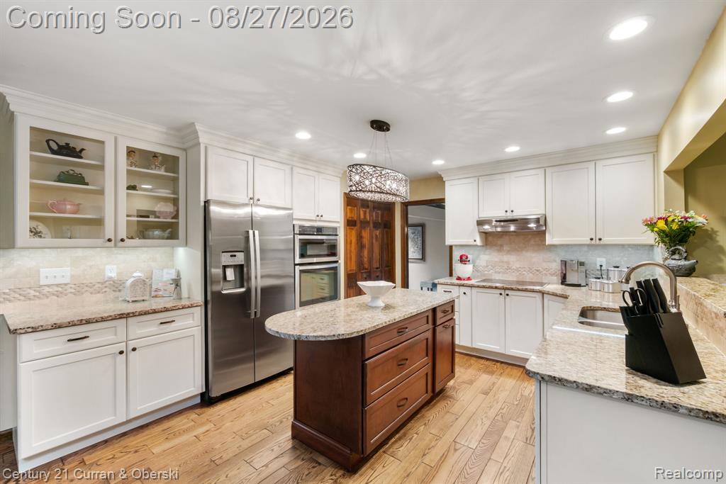 8890 Northampton Drive Property Photo 14