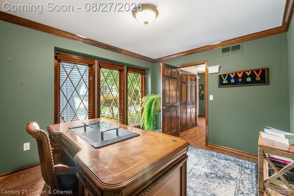 8890 Northampton Drive Property Photo 30