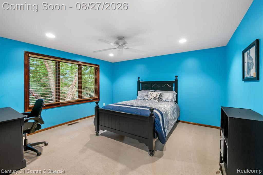 8890 Northampton Drive Property Photo 43