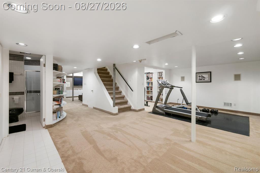 8890 Northampton Drive Property Photo 49