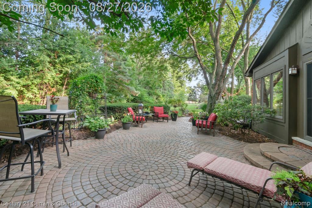 8890 Northampton Drive Property Photo 65