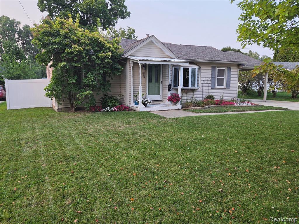 829 E Exchange Street Property Photo 1