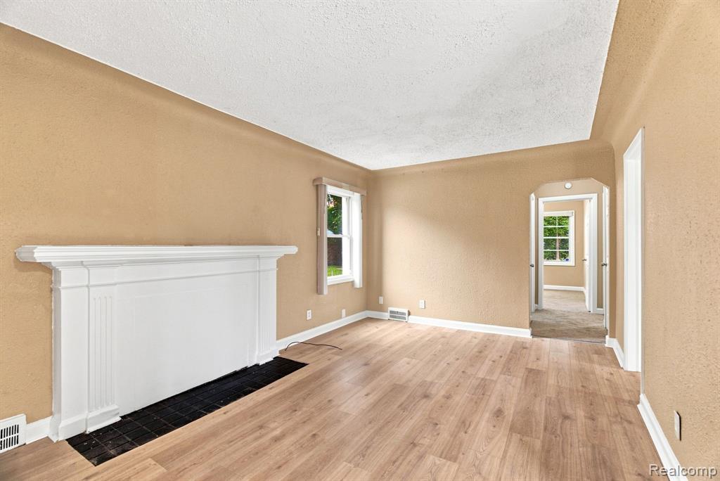 16886 Ilene Street Property Photo 6