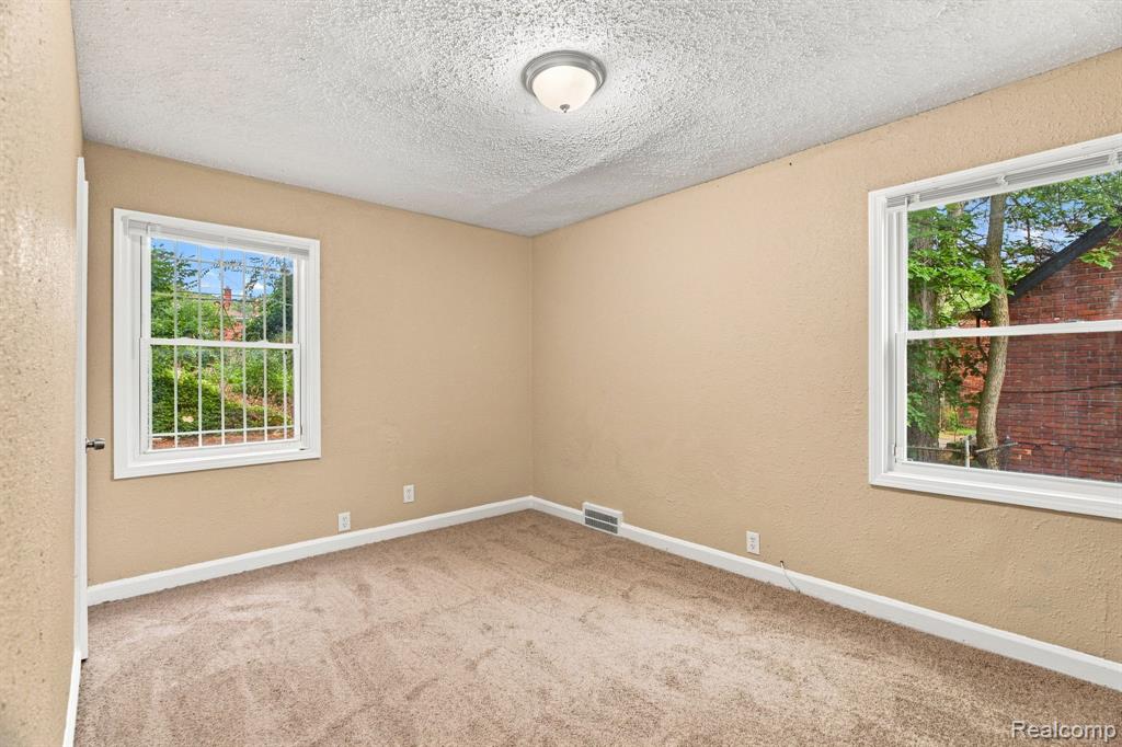 16886 Ilene Street Property Photo 19