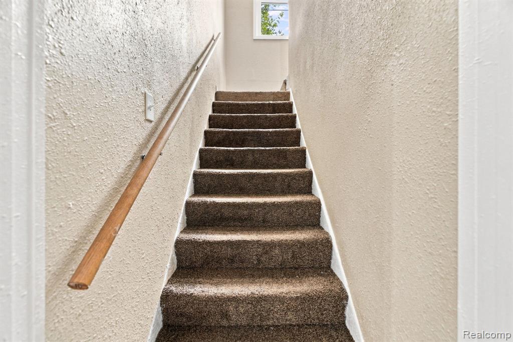 16886 Ilene Street Property Photo 22