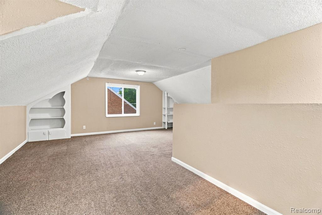 16886 Ilene Street Property Photo 24
