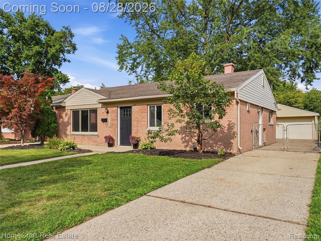 8360 N Henry Ruff Road Property Photo 2