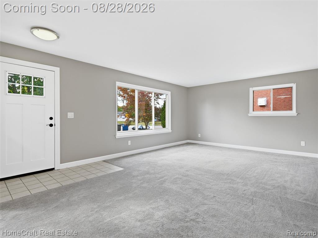8360 N Henry Ruff Road Property Photo 5