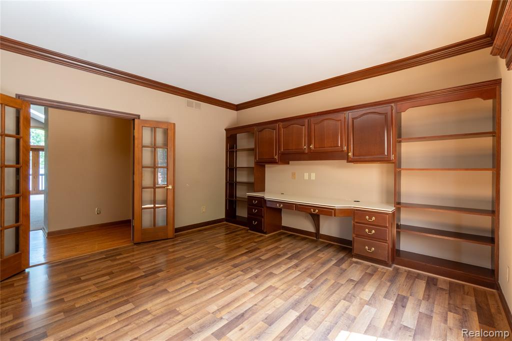 62 Chateaux Du Lac Drive Property Photo 17