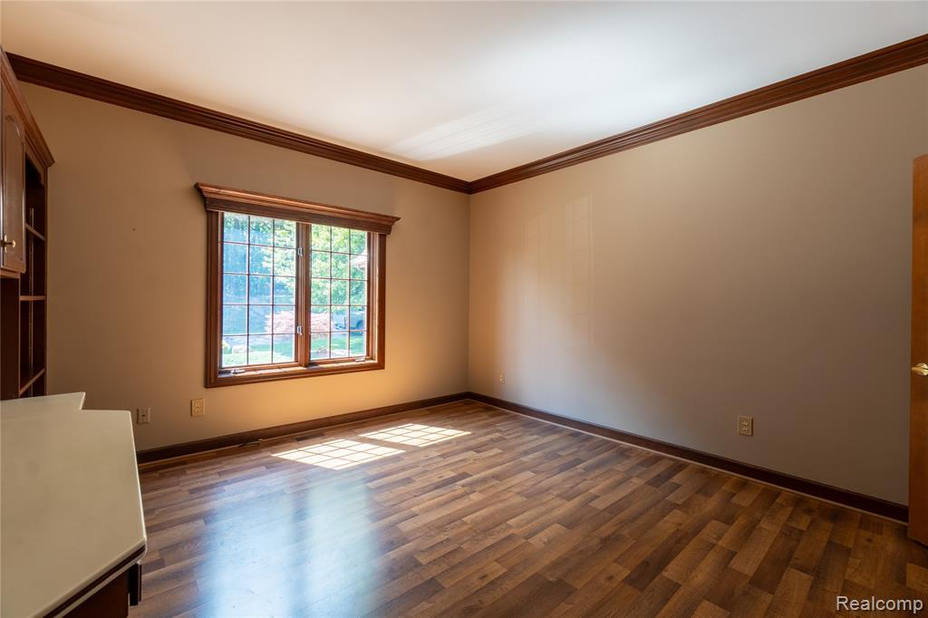 62 Chateaux Du Lac Drive Property Photo 18