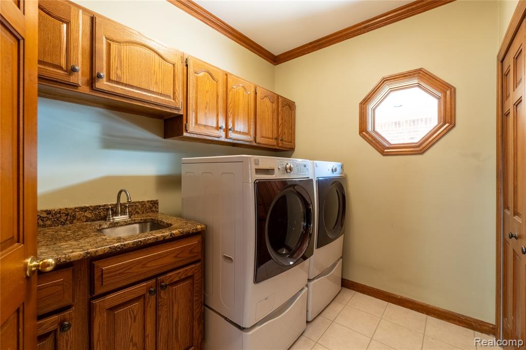62 Chateaux Du Lac Drive Property Photo 19