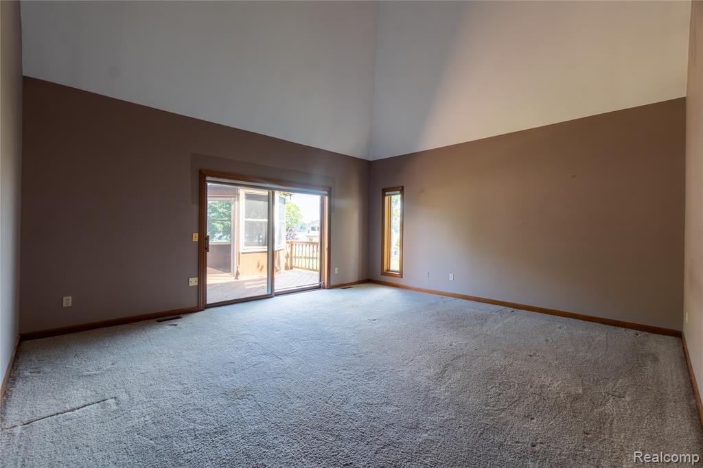 62 Chateaux Du Lac Drive Property Photo 22