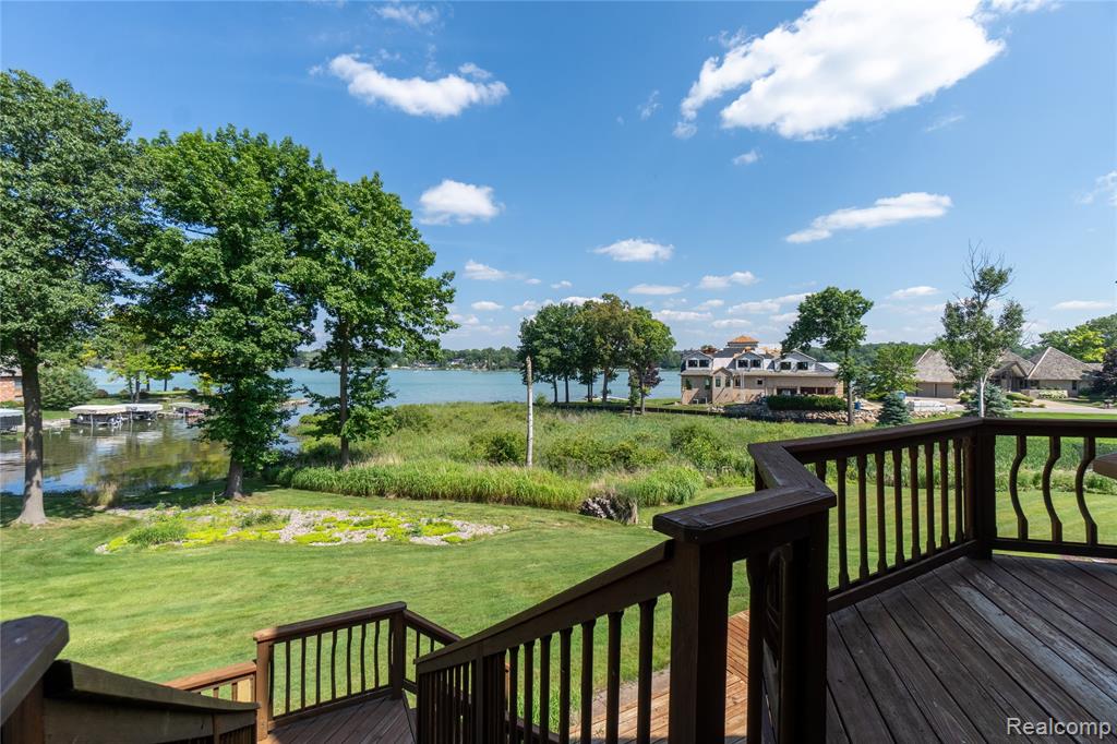 62 Chateaux Du Lac Drive Property Photo 38