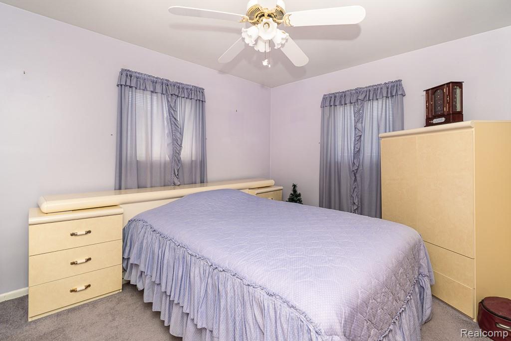 25305 Campbell Avenue Property Photo 22