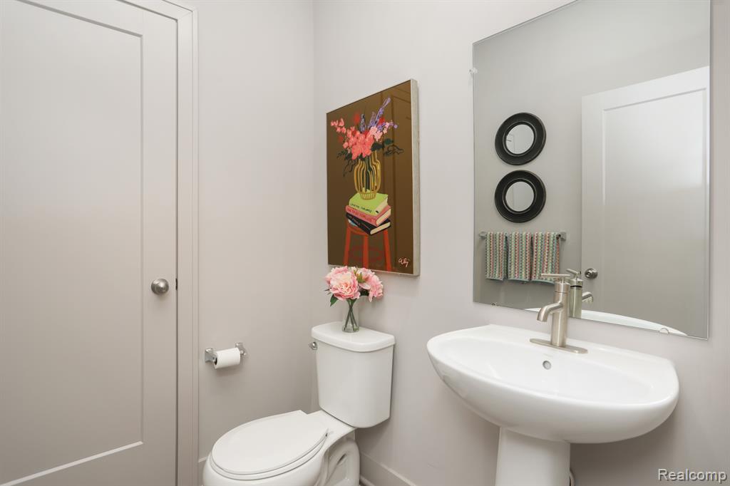 3074 Hydrangea Lane Property Photo 11