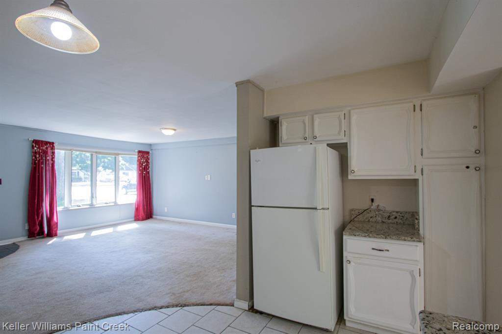 21725 Ulrich Street Property Photo 5