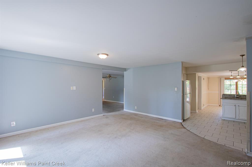 21725 Ulrich Street Property Photo 7