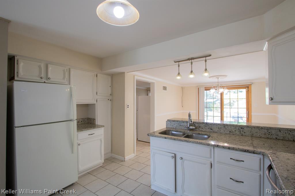 21725 Ulrich Street Property Photo 13