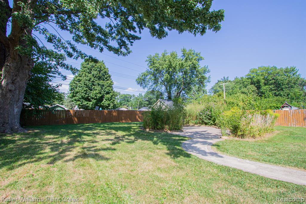 21725 Ulrich Street Property Photo 41