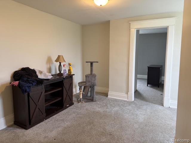 734 W Burnside Road Property Photo 18