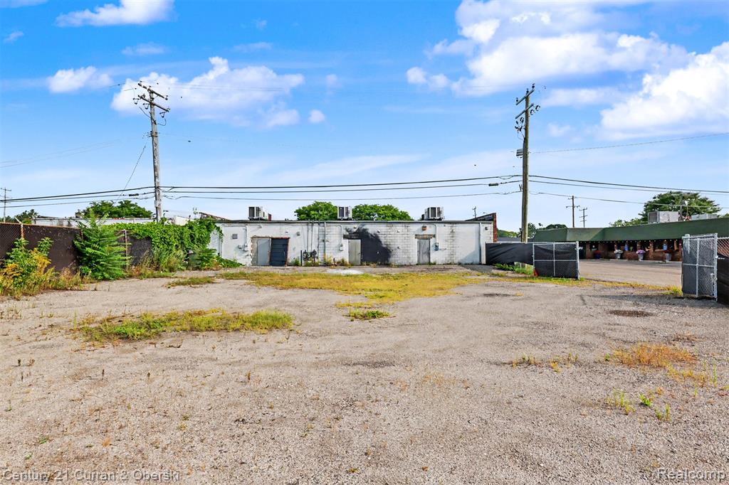 22909 Van Born Road Property Photo 37