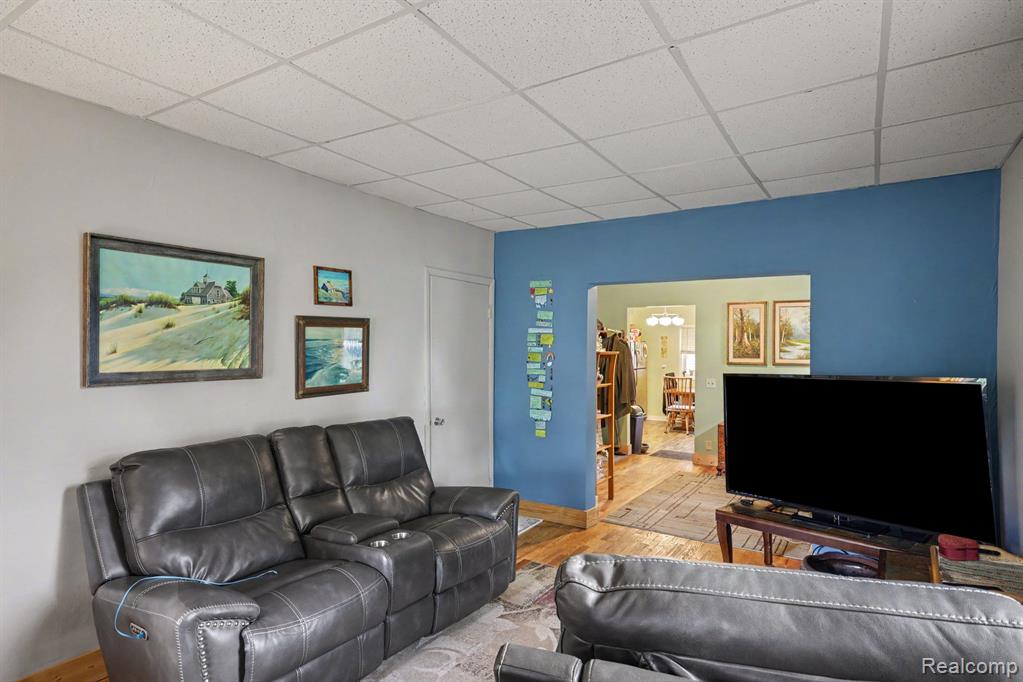 4291 West Street Property Photo 2