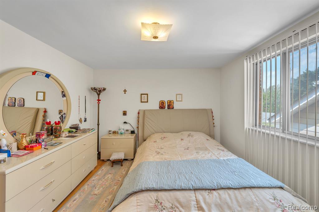 5937 Orchard Avenue Property Photo 16