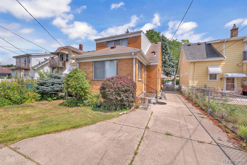5937 Orchard Avenue Property Photo 27