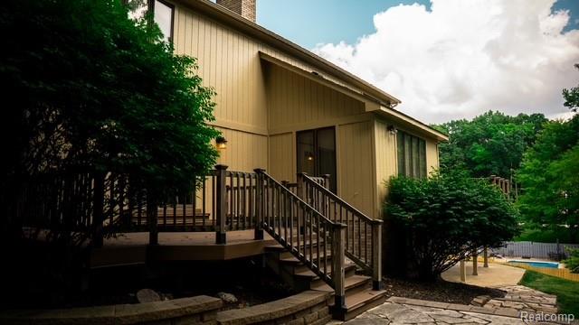 8454 Fawn Valley Drive Property Photo 3