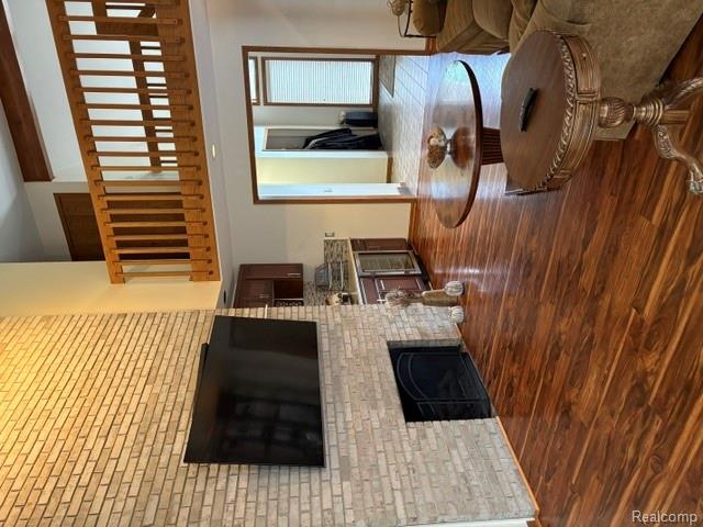 8454 Fawn Valley Drive Property Photo 5