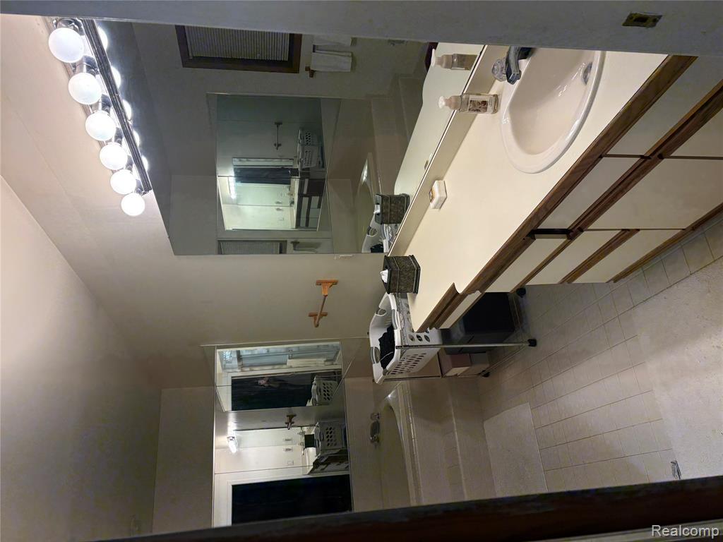 8454 Fawn Valley Drive Property Photo 13