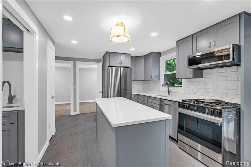 76107 Van Dyke Road Property Photo 18